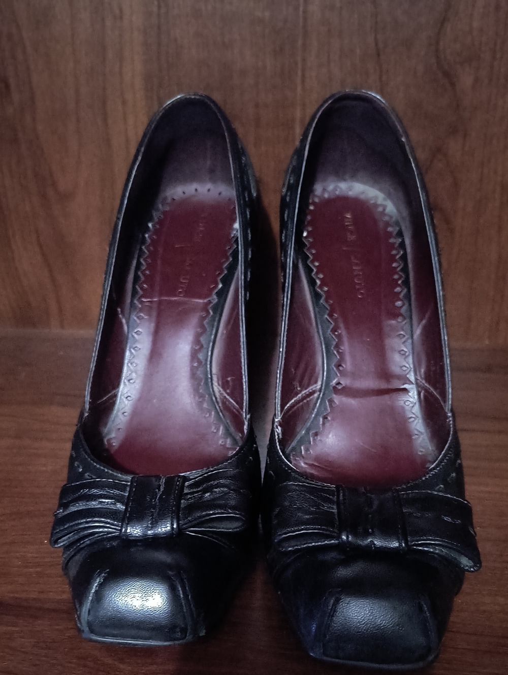 Vince Camuto Black Bow-Accent Square-Toe Pumps